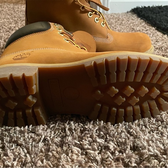 Timberlands - Picture 4 of 5